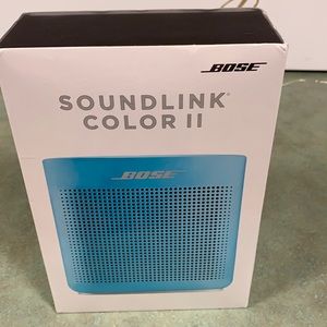 Bose Soundlink Color II aqua colour speaker